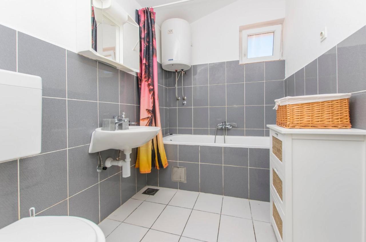 Apartments Senka Zaboric Luaran gambar